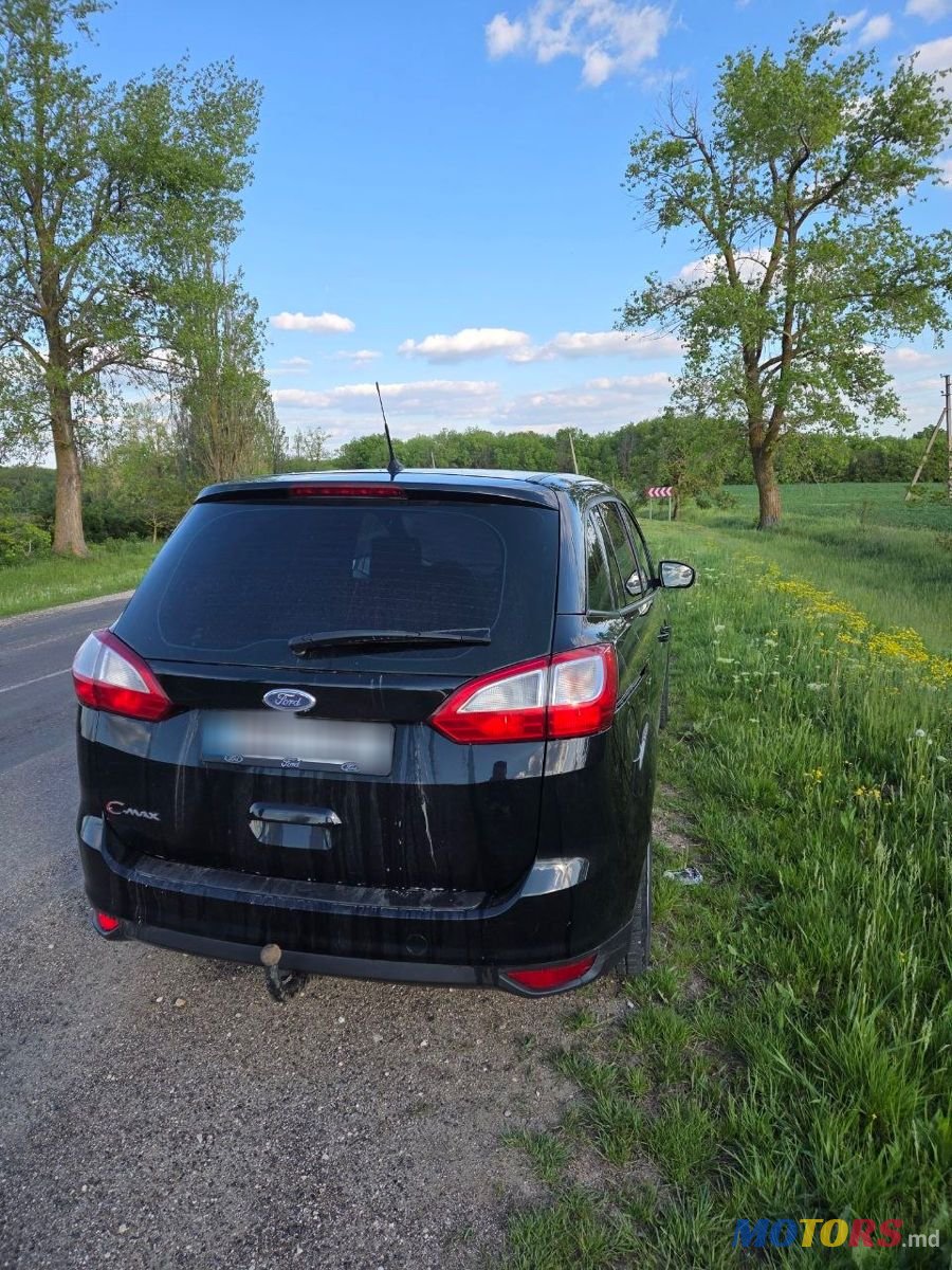 2015' Ford Grand C-MAX photo #3