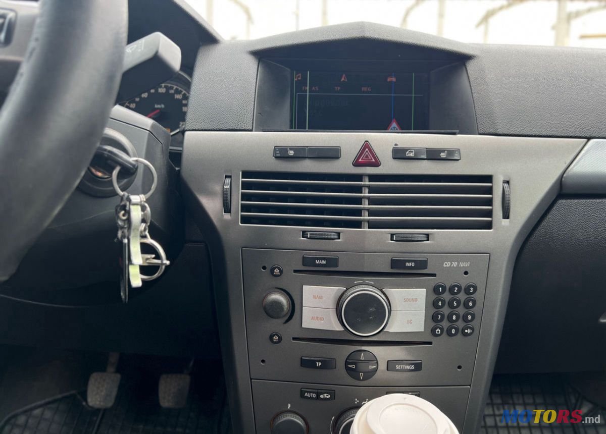 2006' Opel Astra photo #6