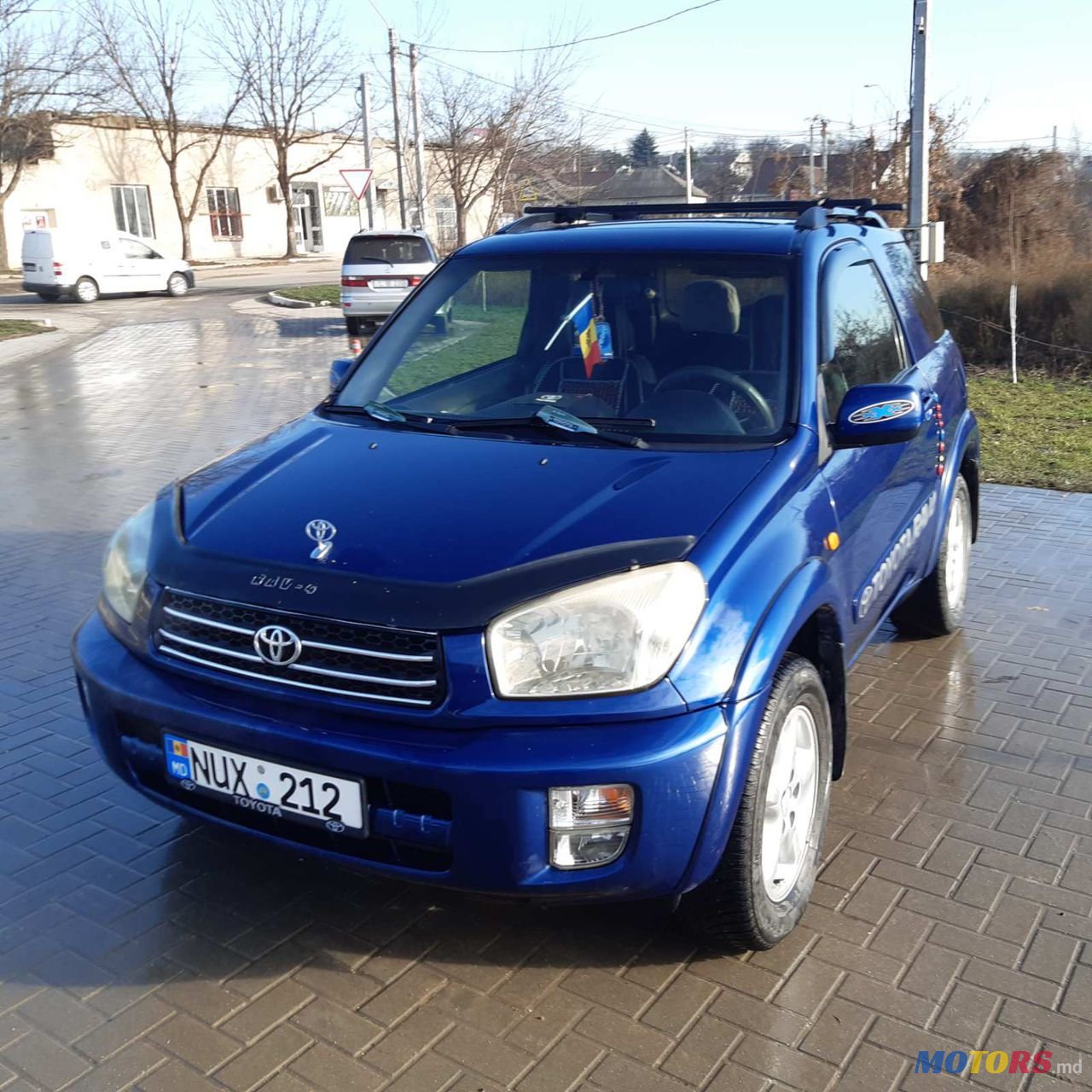 2002' Toyota RAV4 photo #1