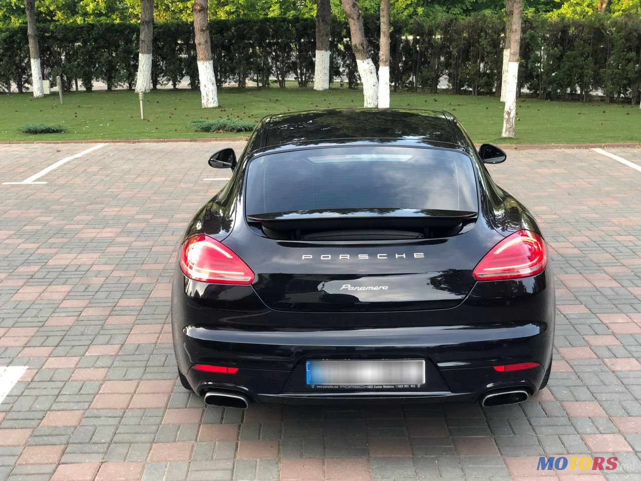 2014' Porsche Panamera photo #2