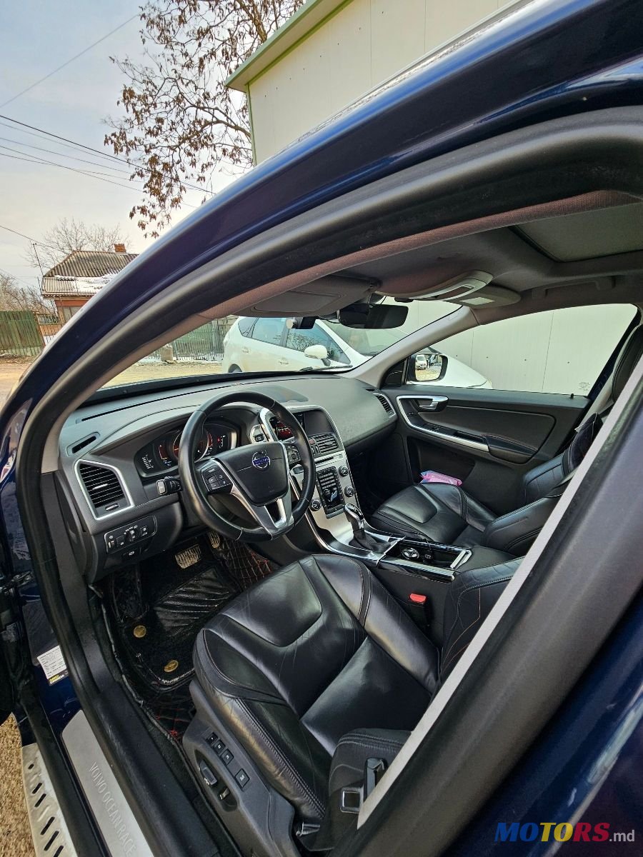 2016' Volvo XC60 photo #5