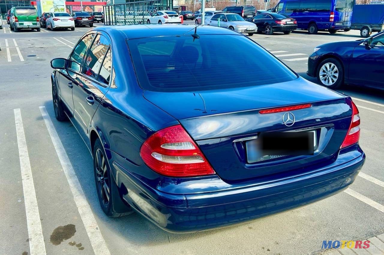 2003' Mercedes-Benz E-Class photo #6
