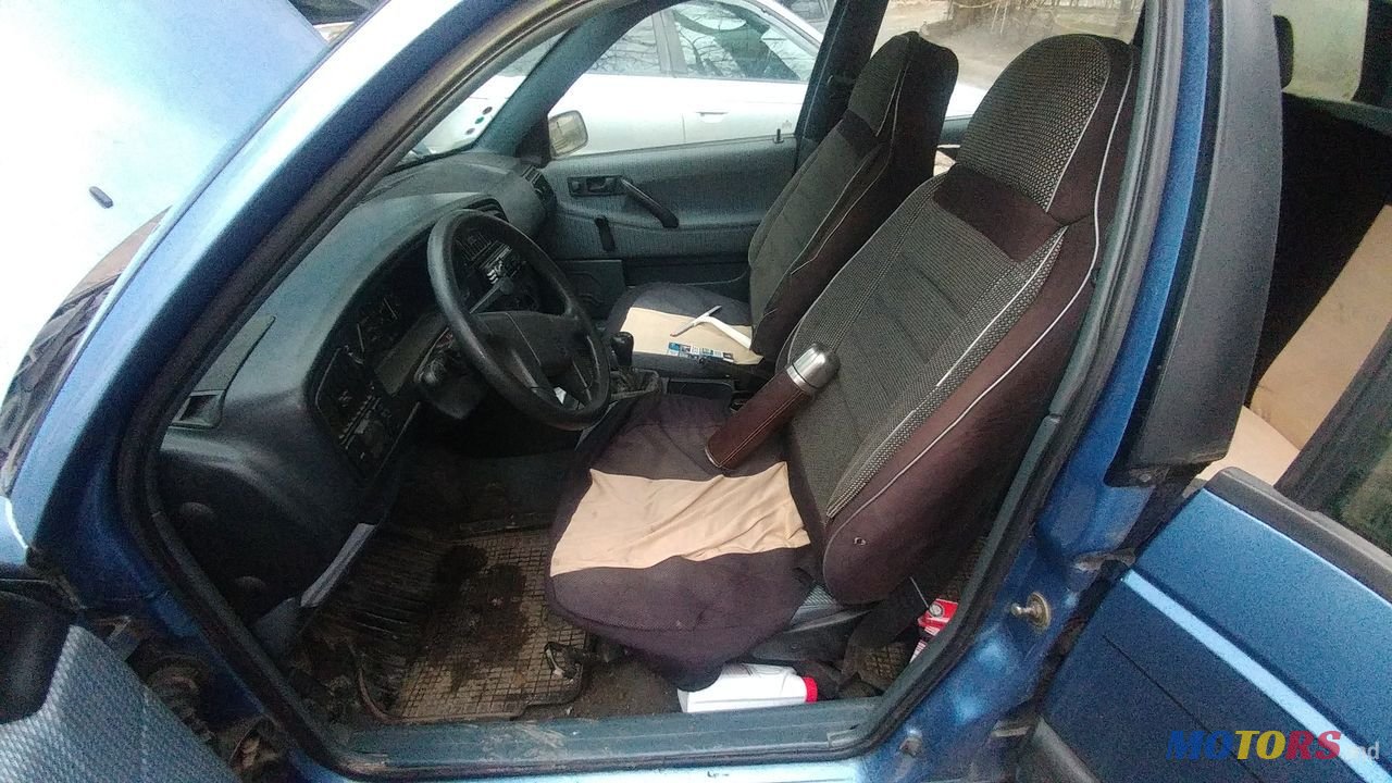 1992' Volkswagen Passat photo #5