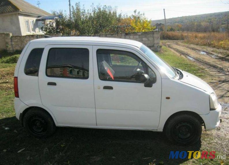2005' Opel Agila photo #1