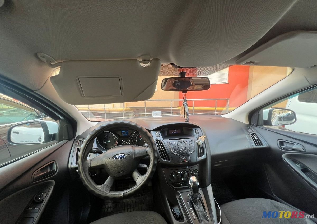 2012' Ford Focus photo #2