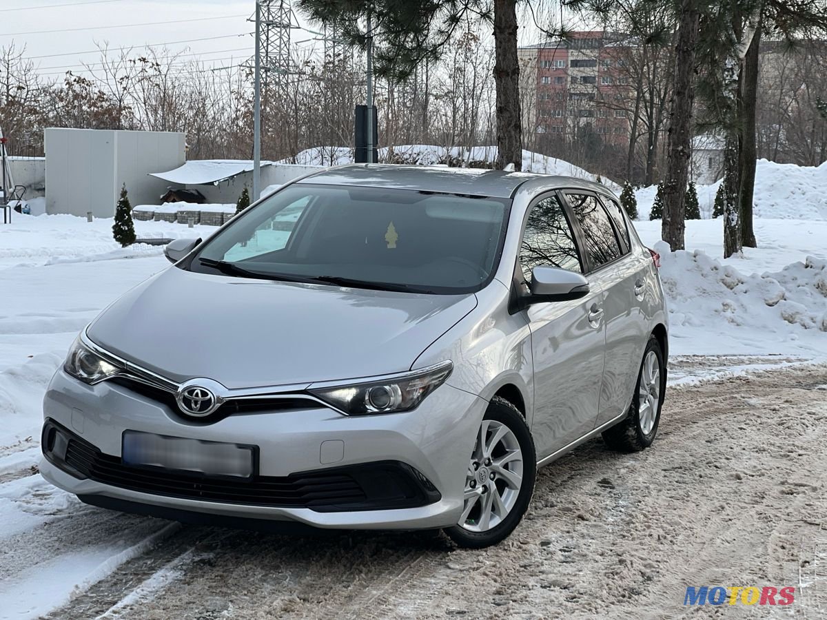 2016' Toyota Auris photo #2