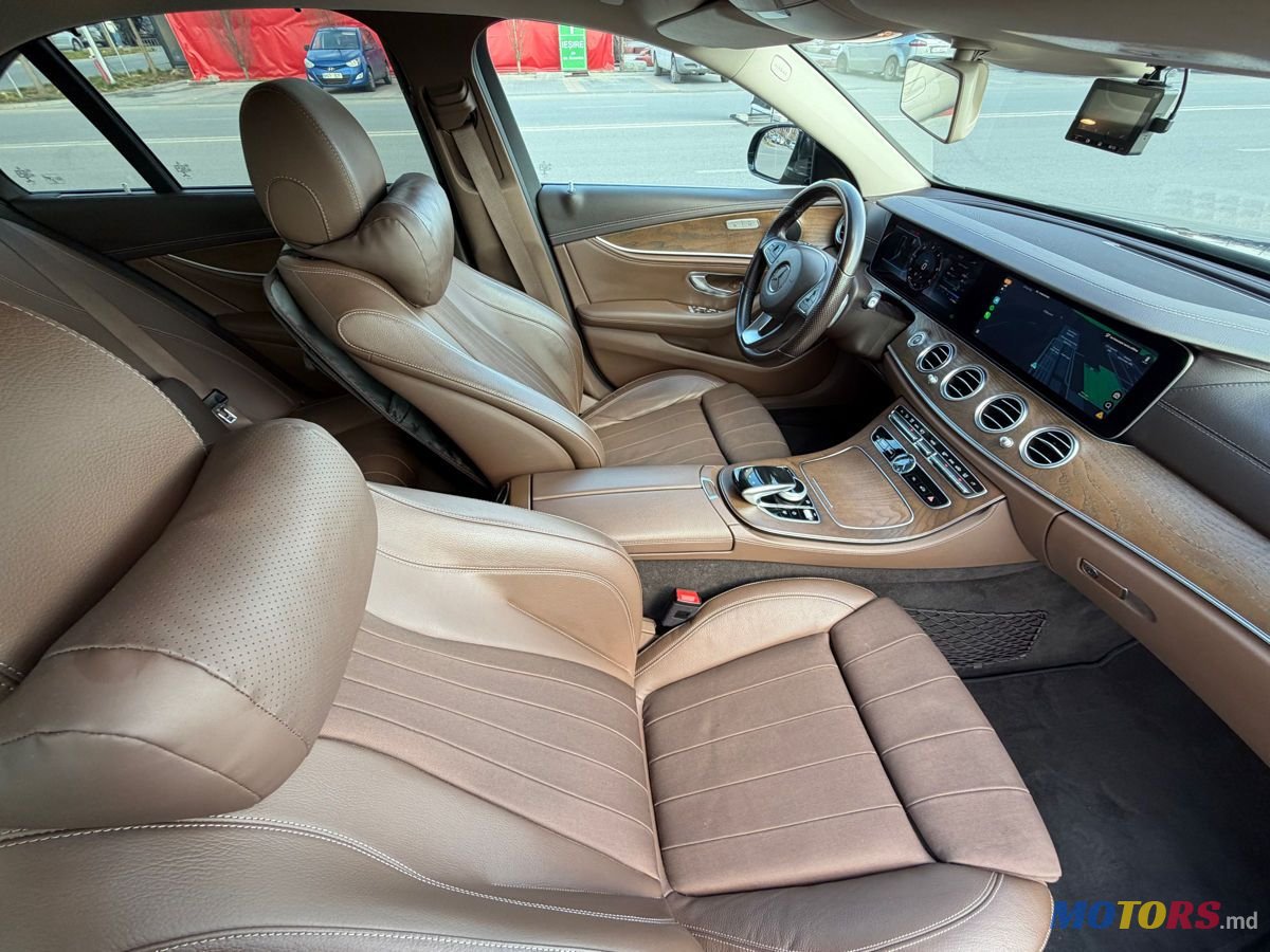 2018' Mercedes-Benz E-Class photo #6