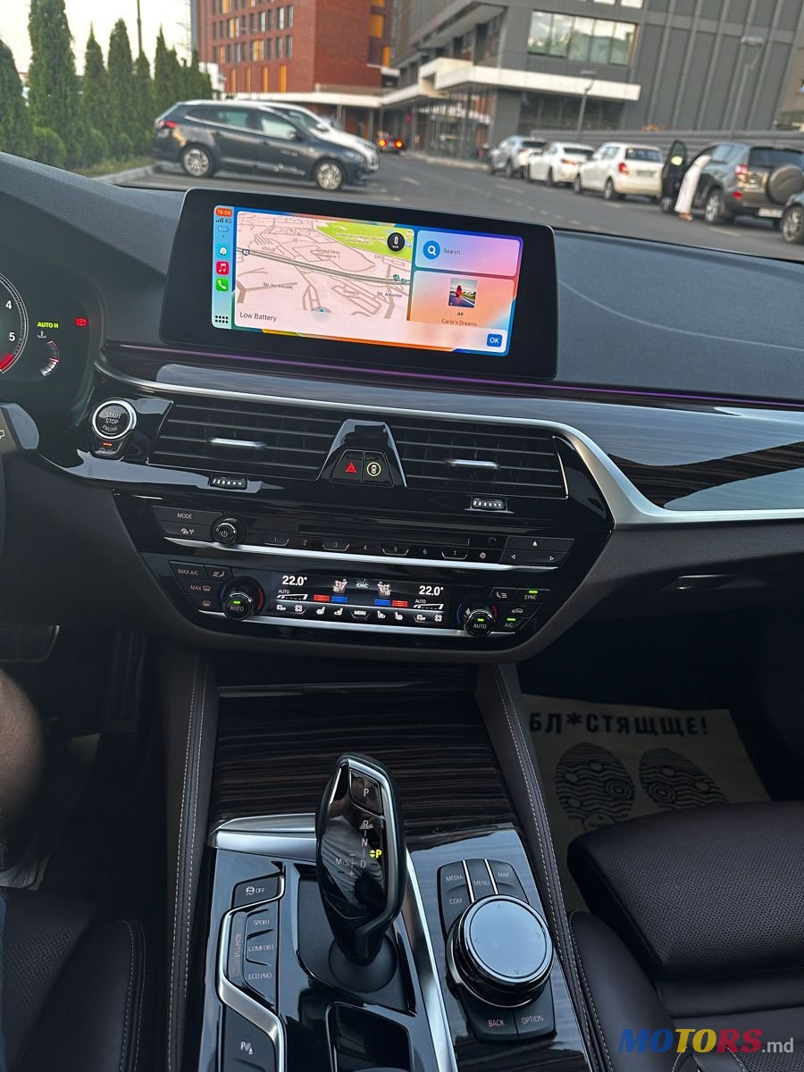 2019' BMW 5 Series photo #6