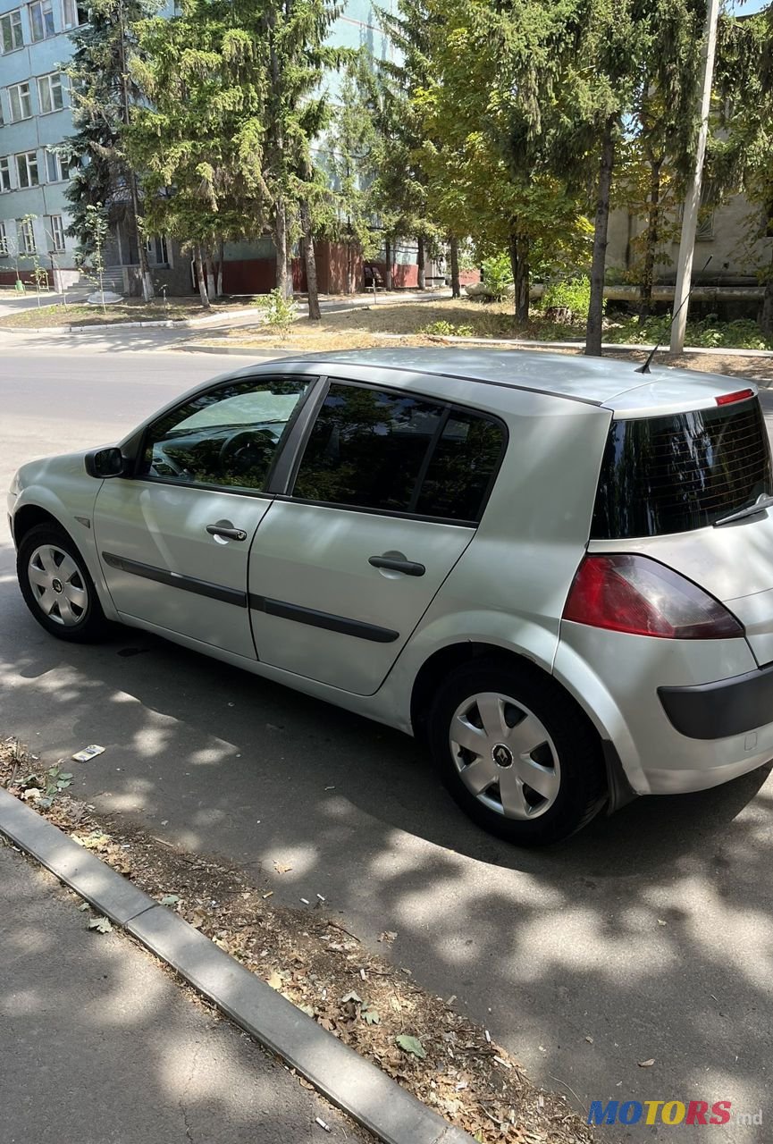 2004' Renault Megane photo #3