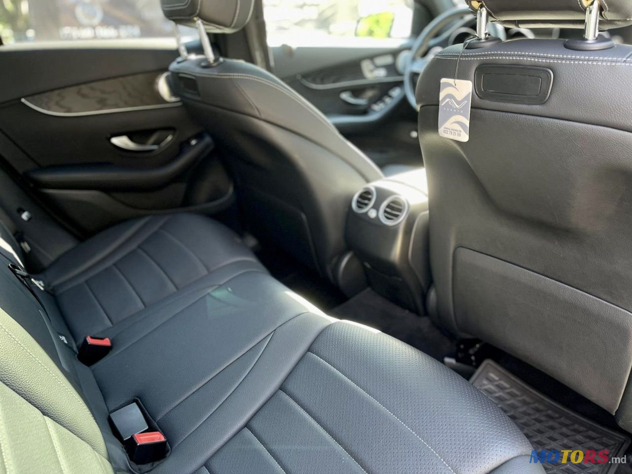 2017' Mercedes-Benz Glc photo #5