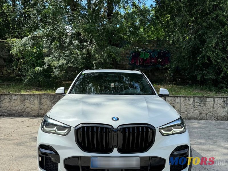 2021' BMW X5 photo #1