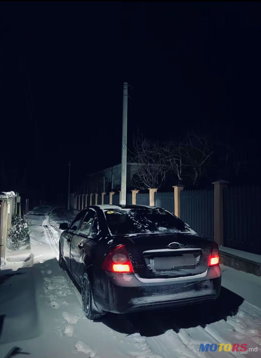2008' Ford Focus photo #6