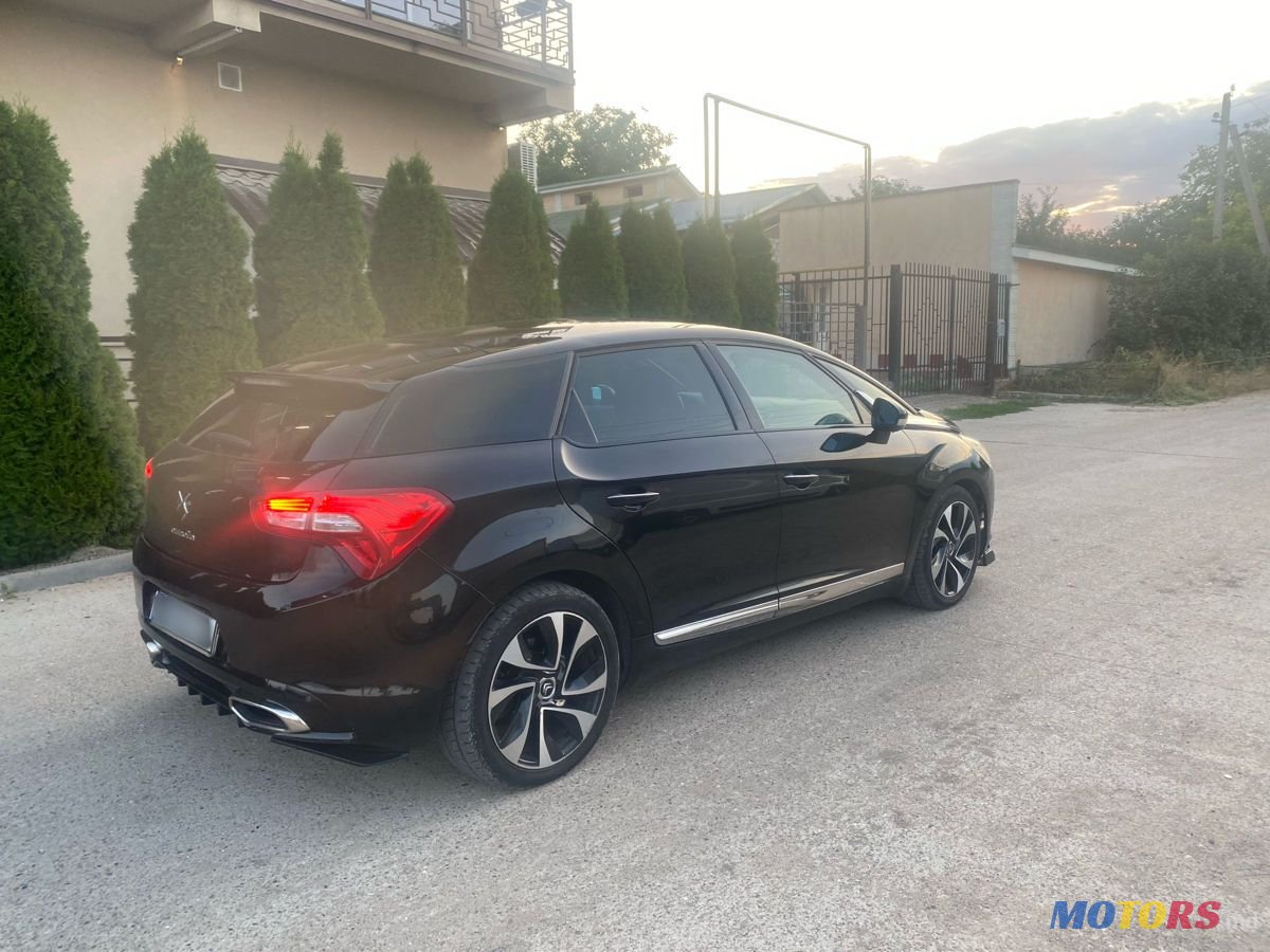 2013' Citroen DS5 photo #4