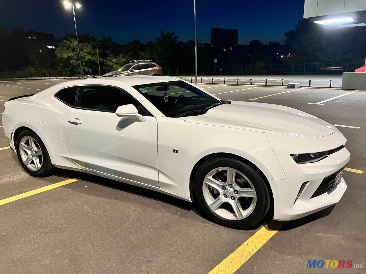 2016' Chevrolet Camaro photo #3