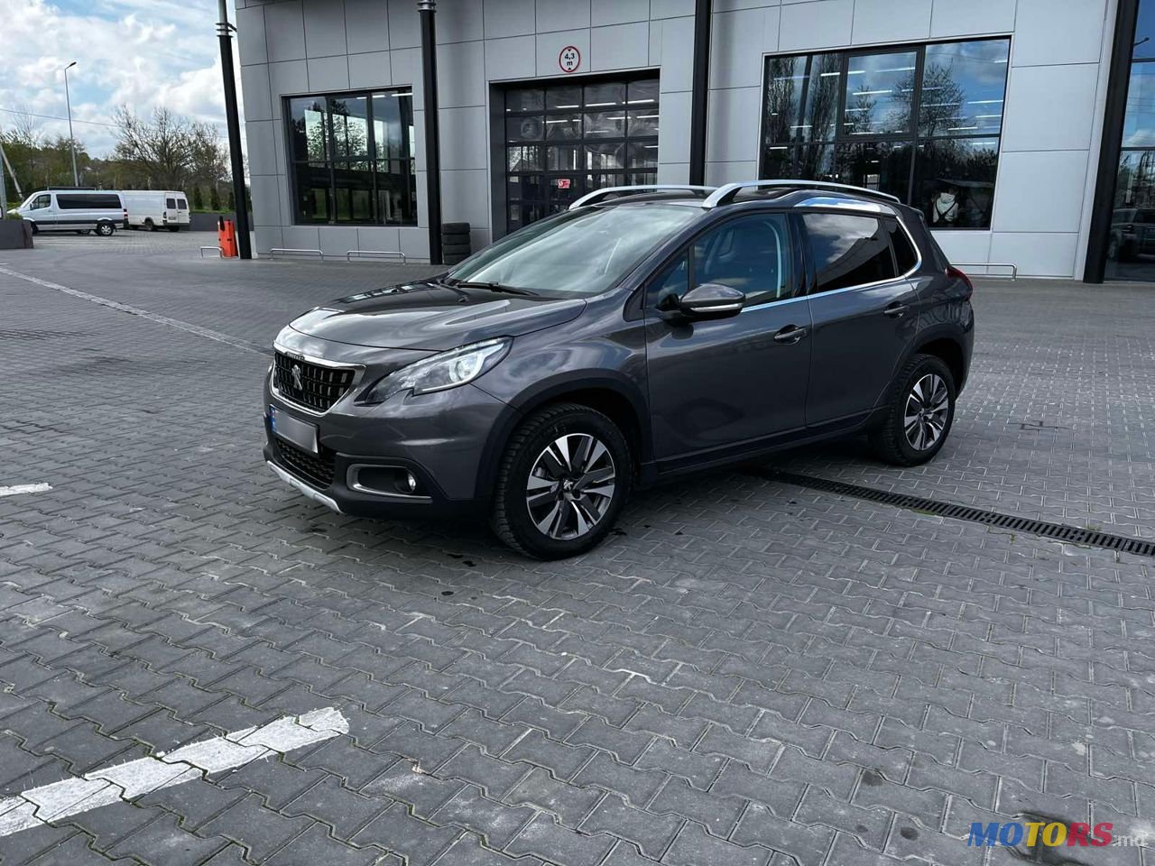 2019' Peugeot 2008 photo #2