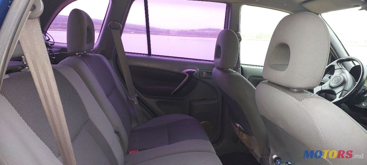 2001' Toyota RAV4 photo #6