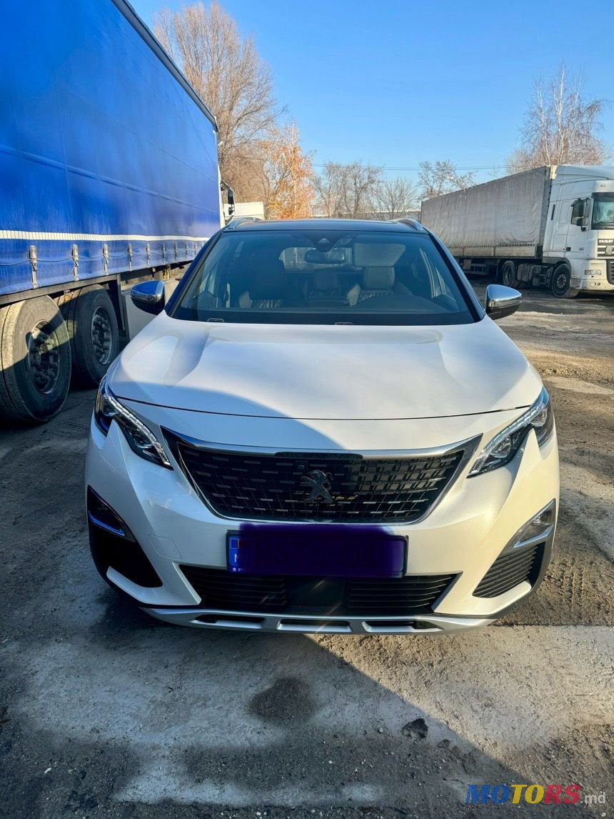 2019' Peugeot 5008 photo #2