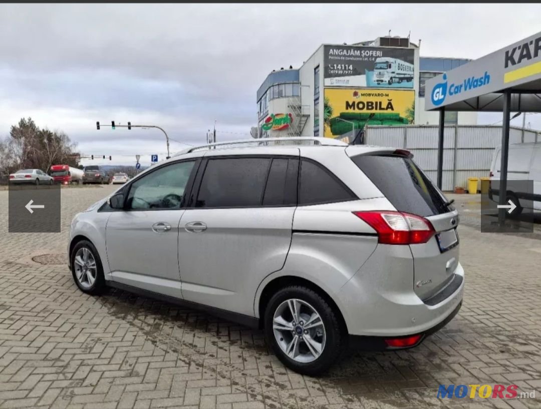 2013' Ford Grand C-MAX photo #3