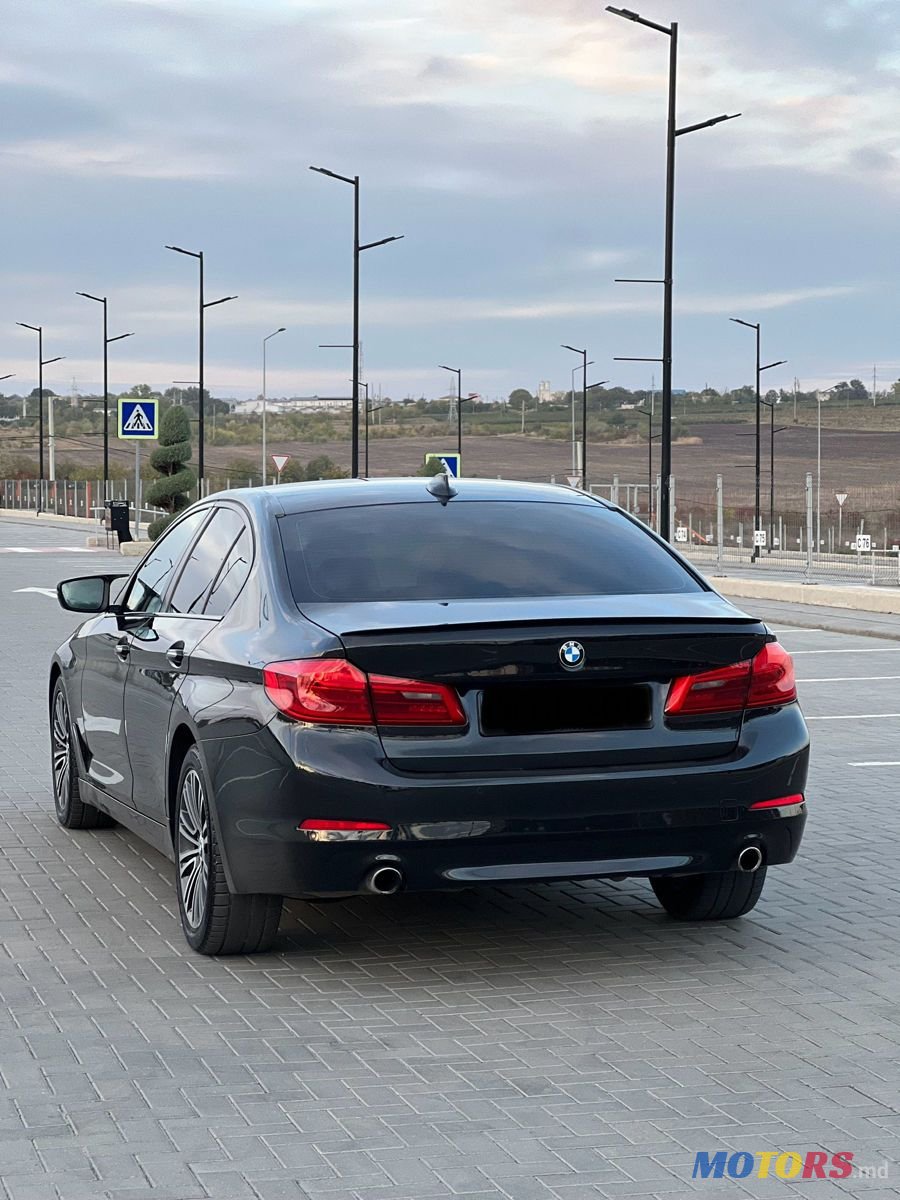 2018' BMW 5 Series photo #4