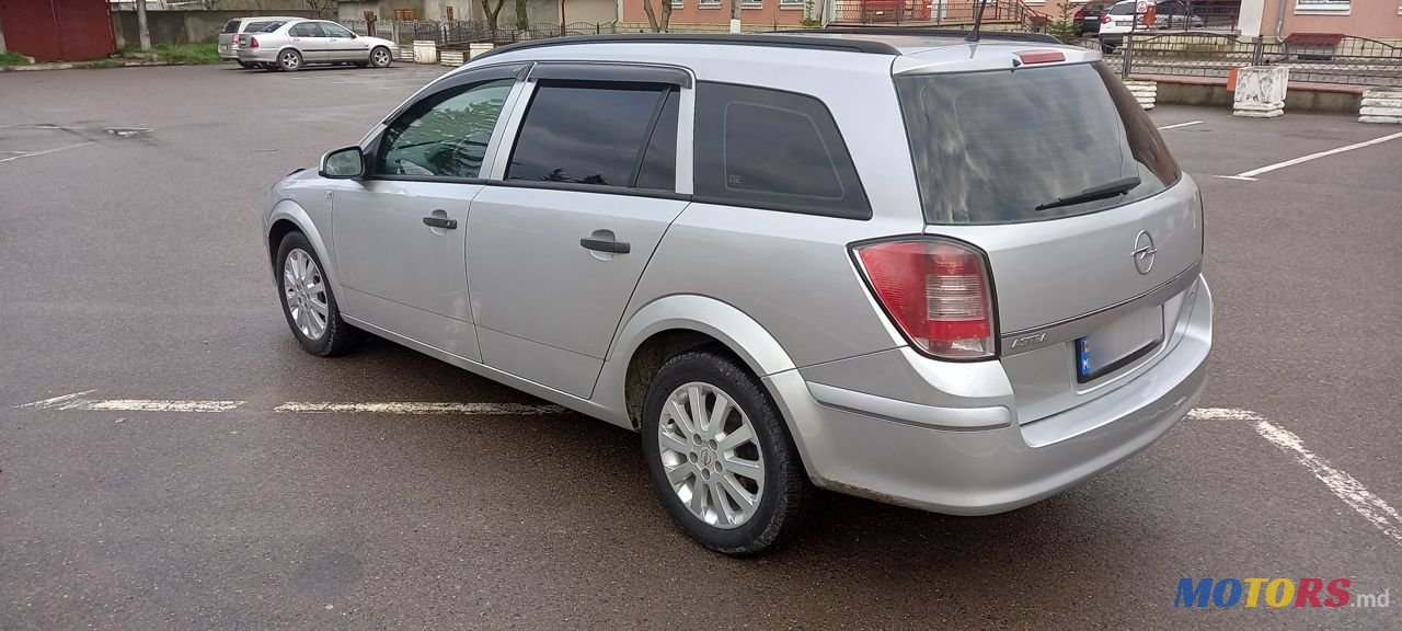 2007' Opel Astra photo #2