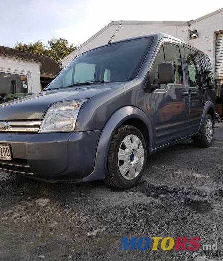2007' Ford Tourneo Connect photo #2