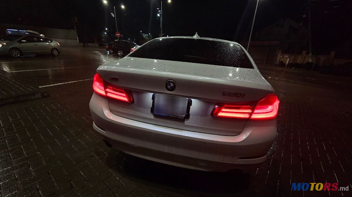 2018' BMW 5 Series photo #4