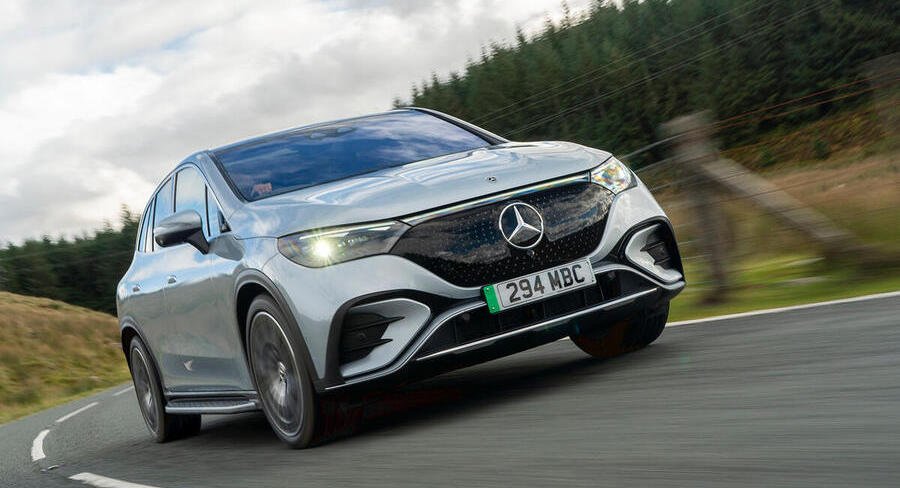 Mercedes EQE SUV