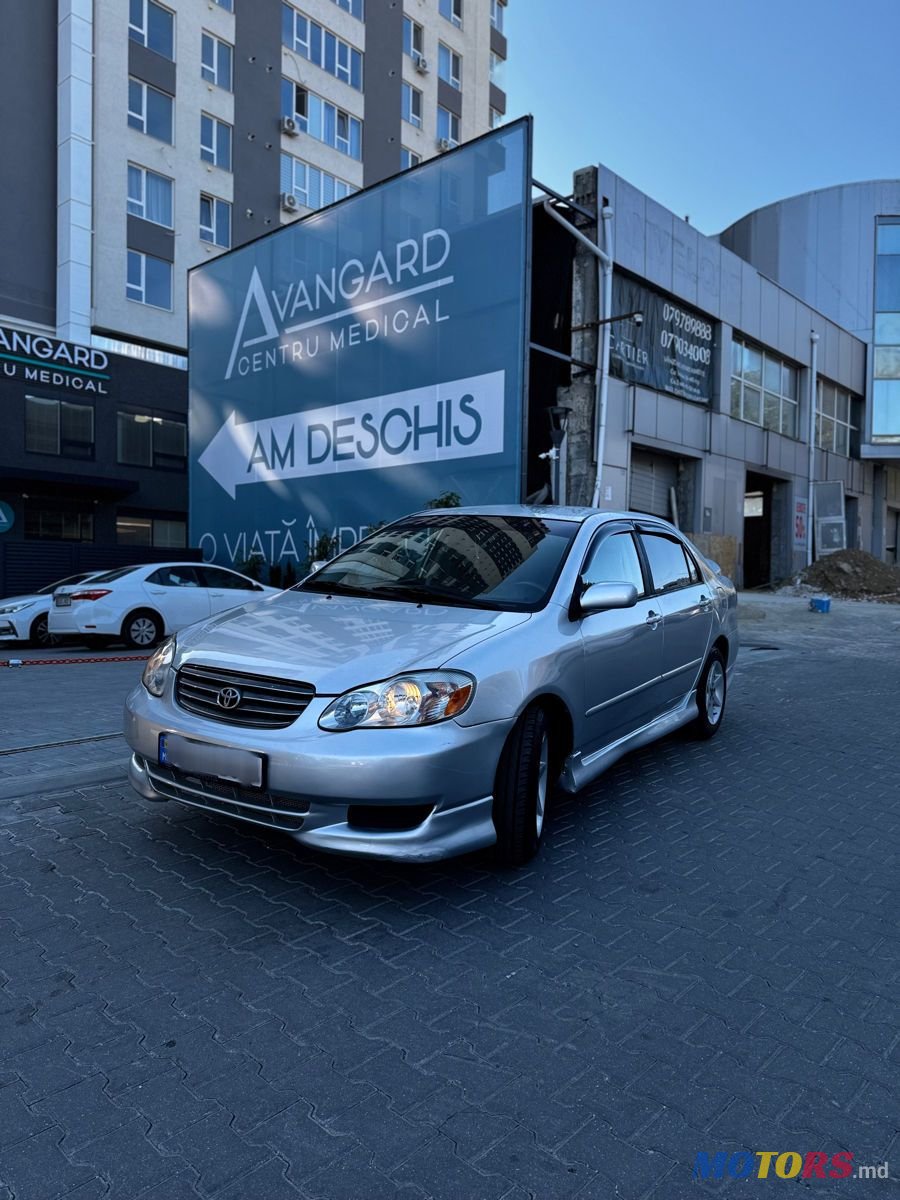 2004' Toyota Corolla photo #3