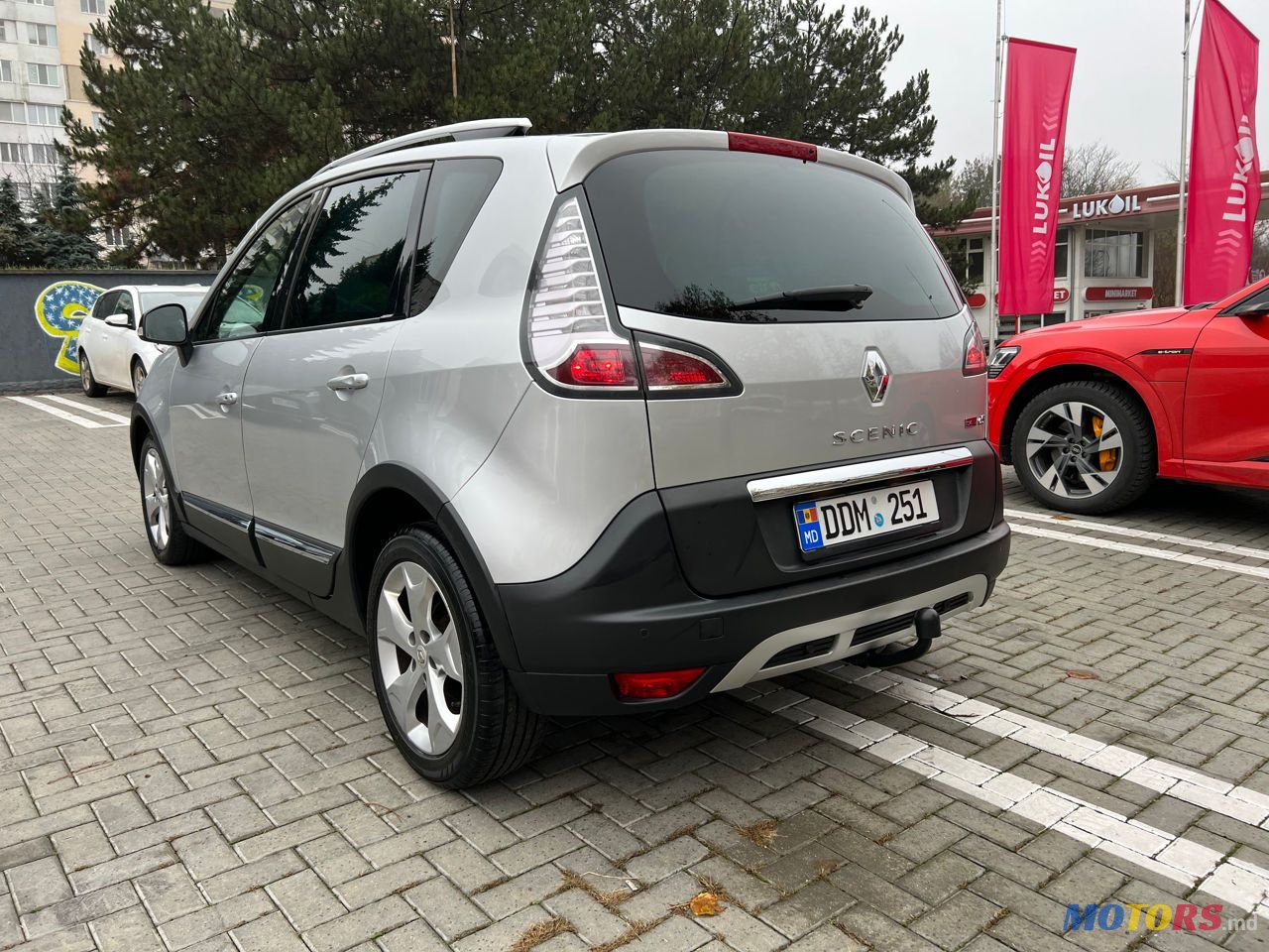 2014' Renault Scenic photo #3