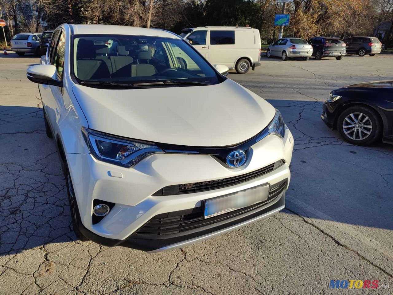 2017' Toyota RAV4 photo #1