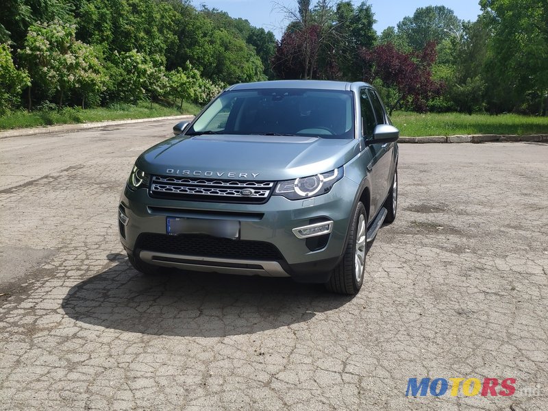 2015' Land Rover Discovery Sport photo #2