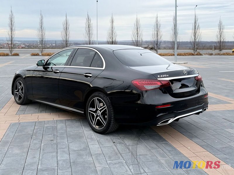 2021' Mercedes-Benz E-Class photo #6