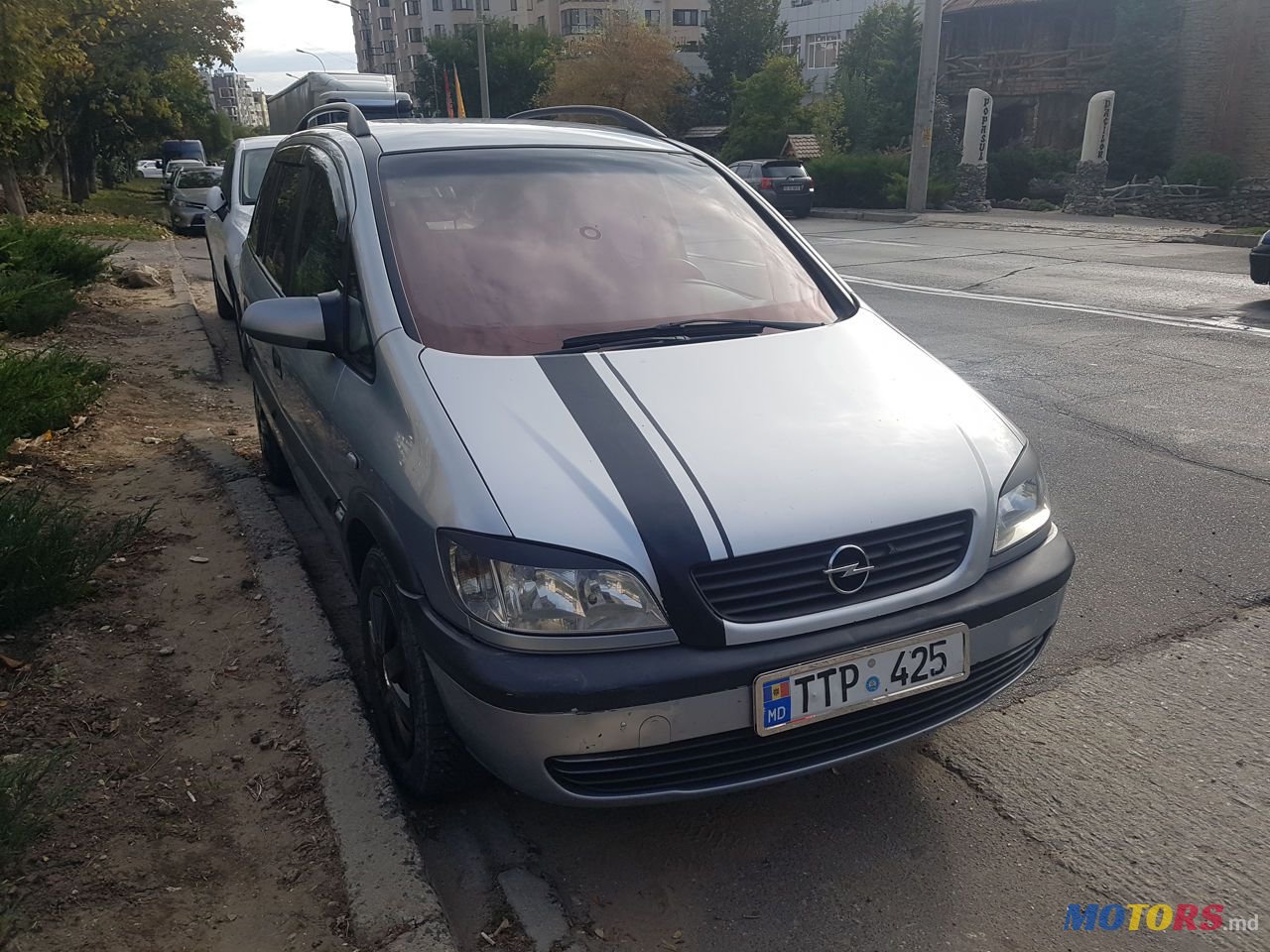 2002' Opel Zafira photo #3