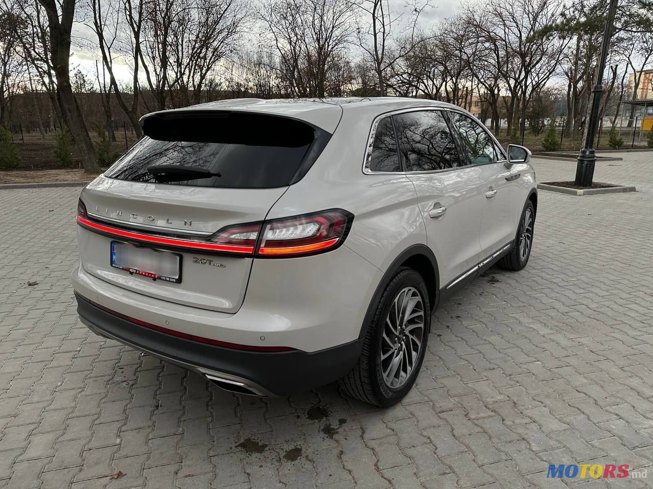 2019' Lincoln Nautilus photo #5