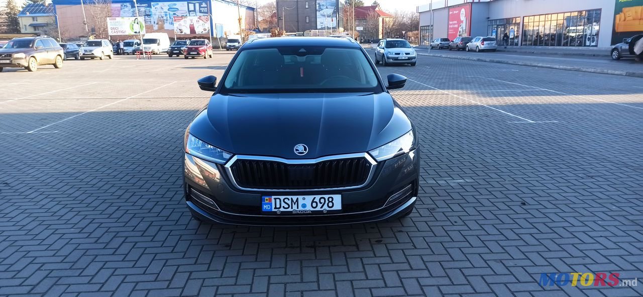 2021' Skoda Octavia photo #5