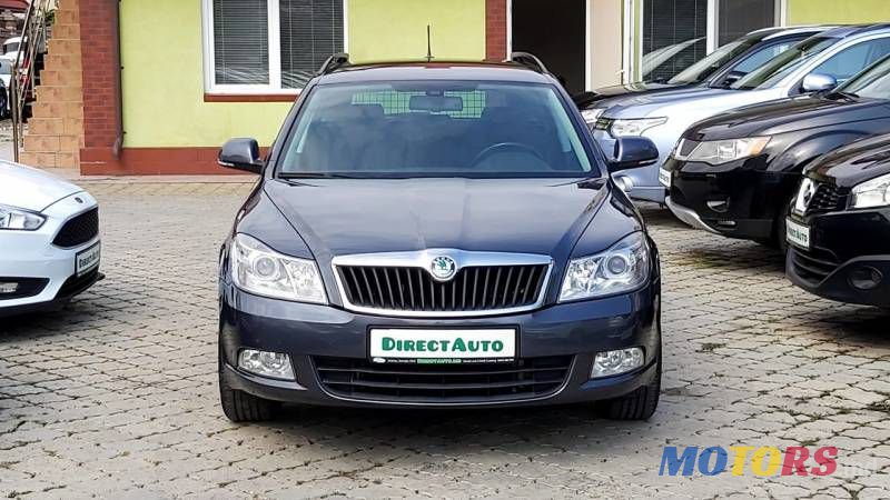 2011' Skoda Octavia photo #3