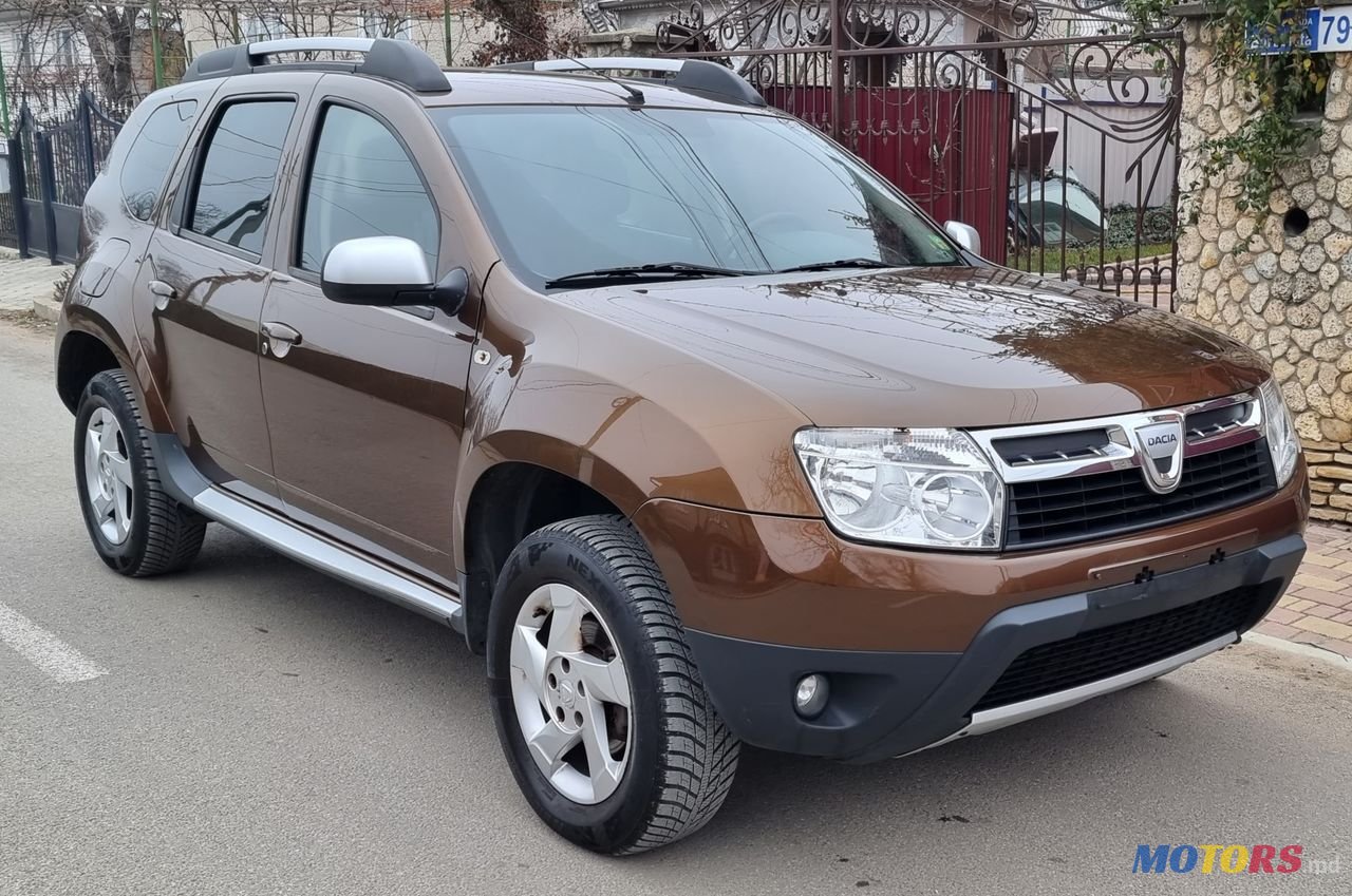 2011' Dacia Duster photo #2