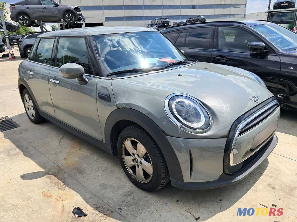 2022' MINI Cooper photo #2