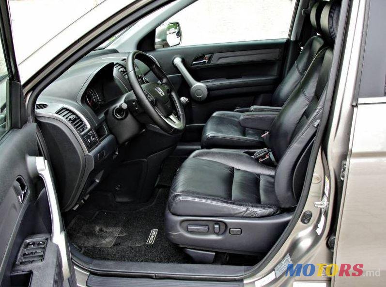 2008' Honda CR-V photo #2
