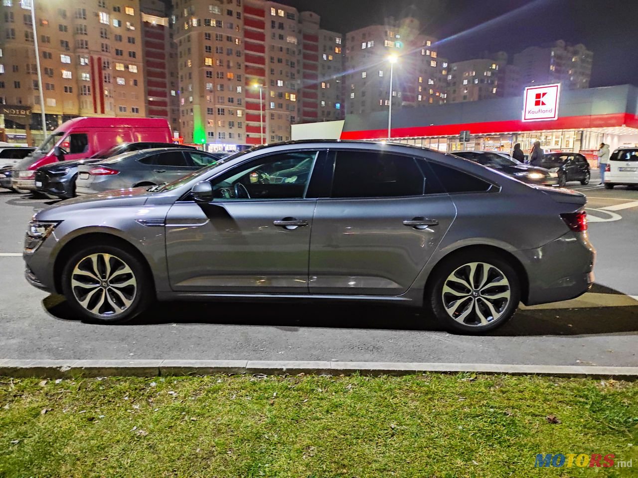 2017' Renault Talisman photo #4