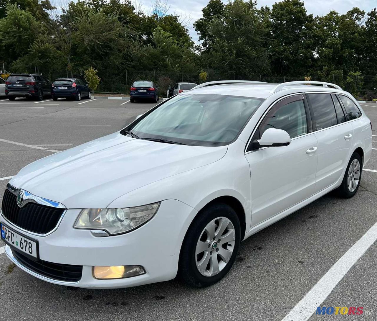 2012' Skoda Superb photo #1