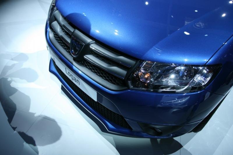 Dacia отзывает 13 300 автомобилей
