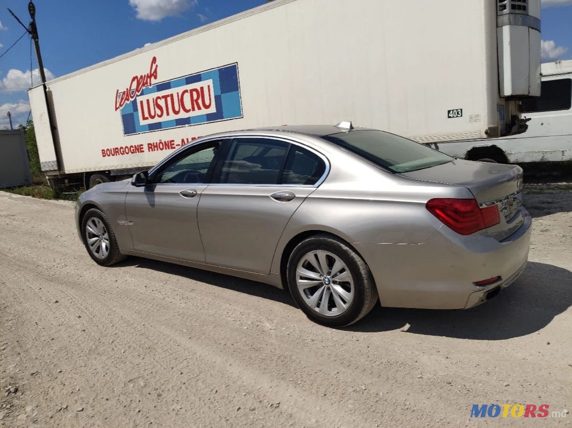 2009' BMW 7 Series photo #2