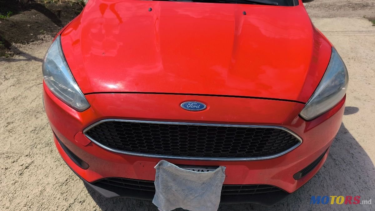 2015' Ford Focus photo #2