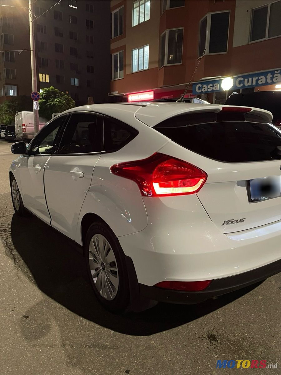 2015' Ford Focus photo #2