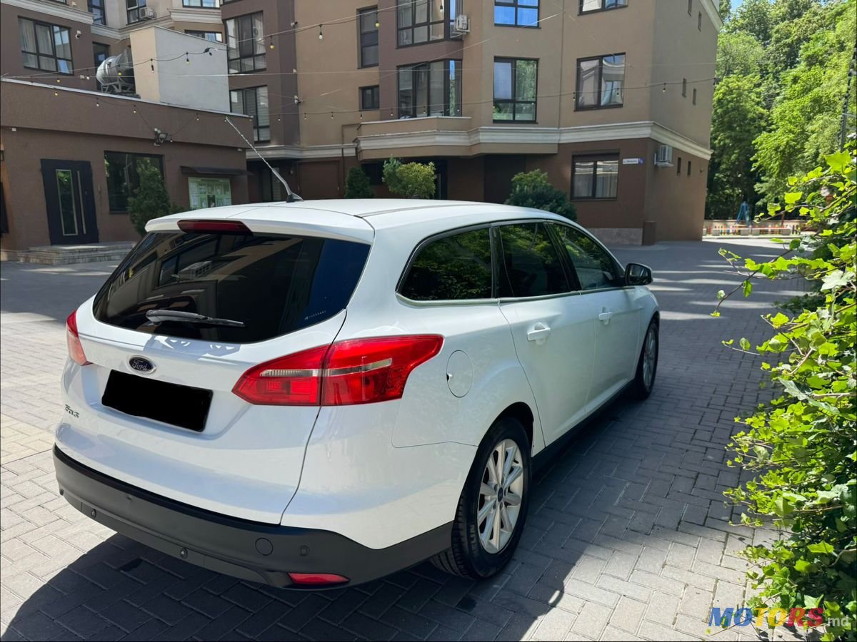 2016' Ford Focus photo #3