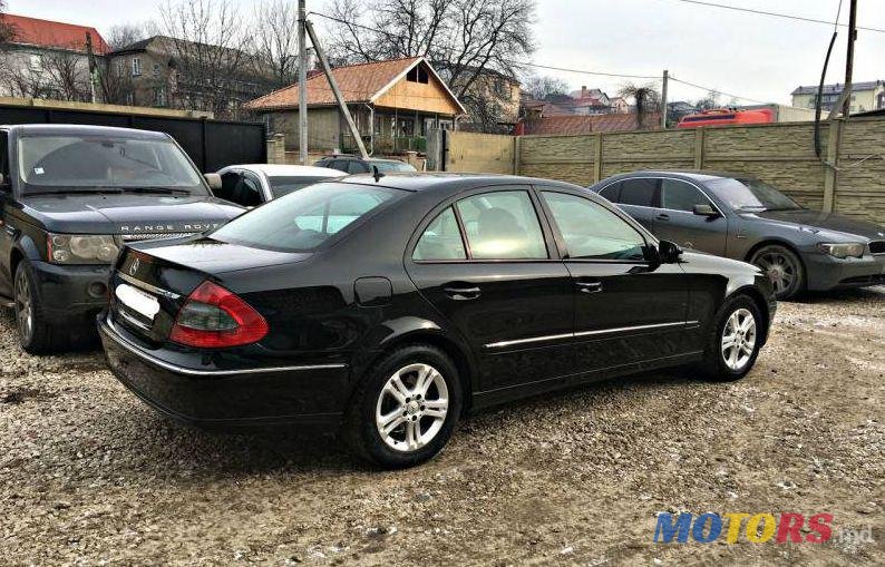 2008' Mercedes-Benz E photo #2