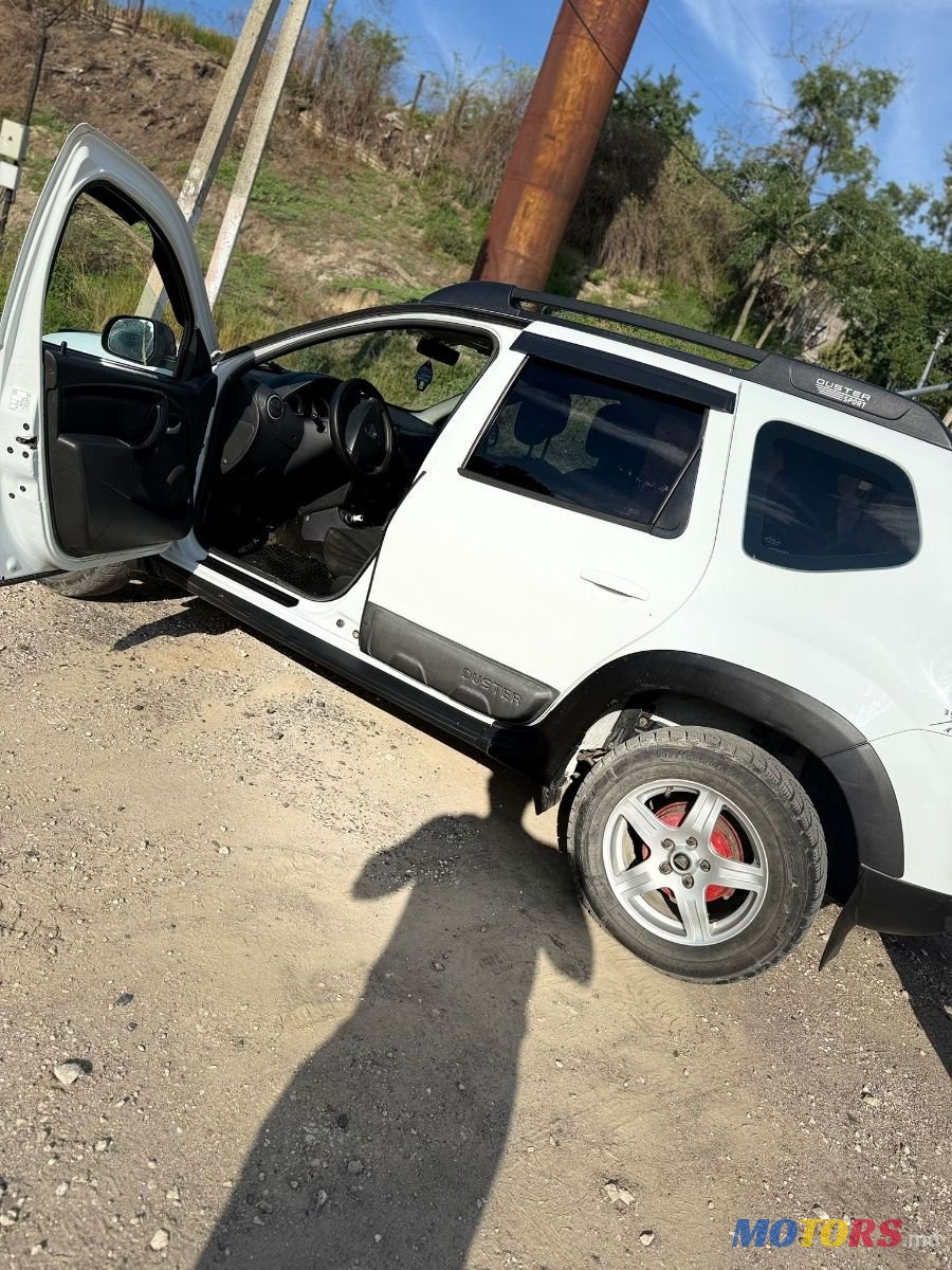 2010' Dacia Duster photo #3