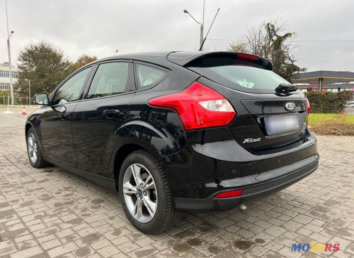 2013' Ford Focus photo #6