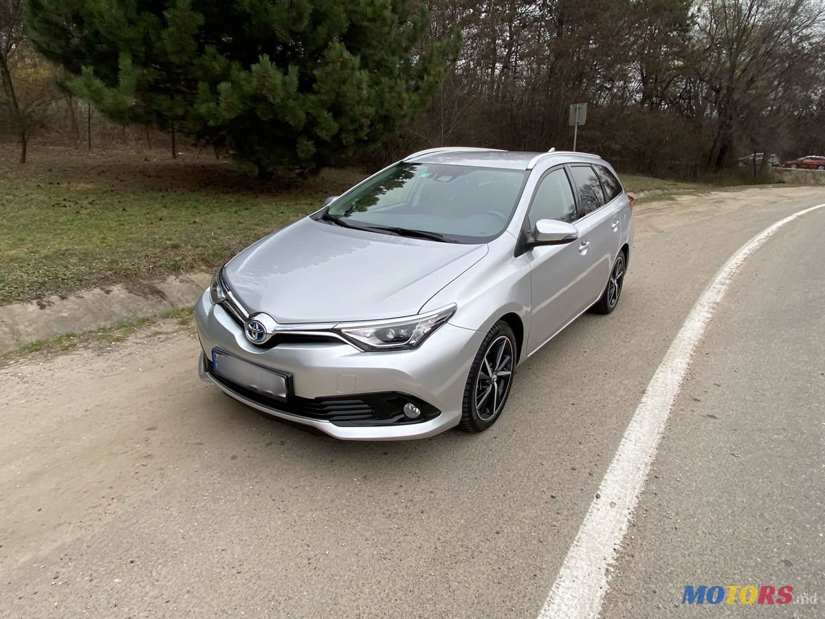 2017' Toyota Auris photo #1